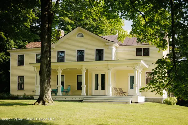 285 Main Street, Germantown, NY 12526