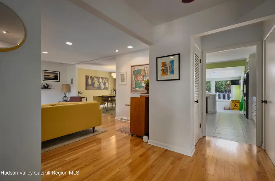 6 Janis Street, Hudson, NY 12534 - #3