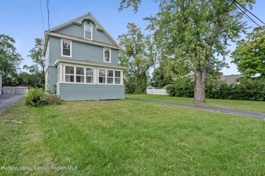 21 Bruen Court, Hampton Manor, NY 12144 - #2