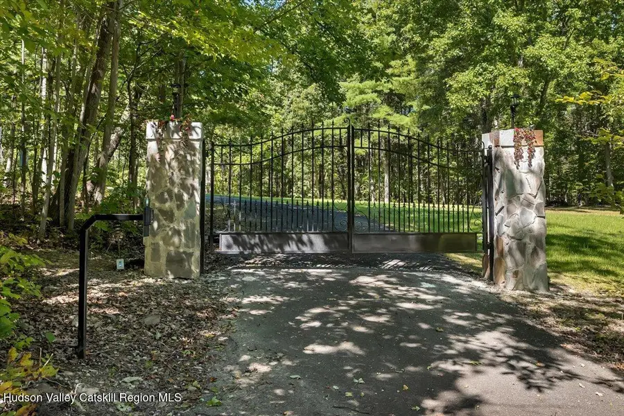 6196 New York 81, East Durham, NY 12423 - #2
