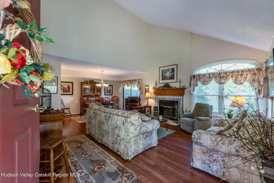 1 Cottonwood Circle, Saugerties, NY 12477 - #3
