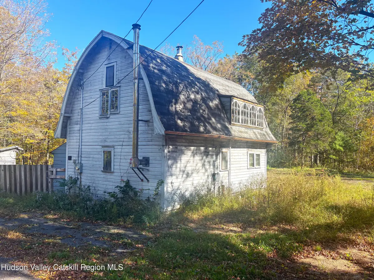 424 High Falls Road, Saugerties, NY 12477 - #1
