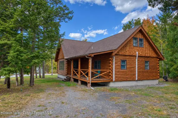 38 Fairy Court, Athens, NY 12015