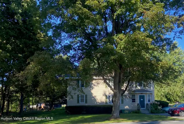 579 County Road 32, Chatham, NY 12037