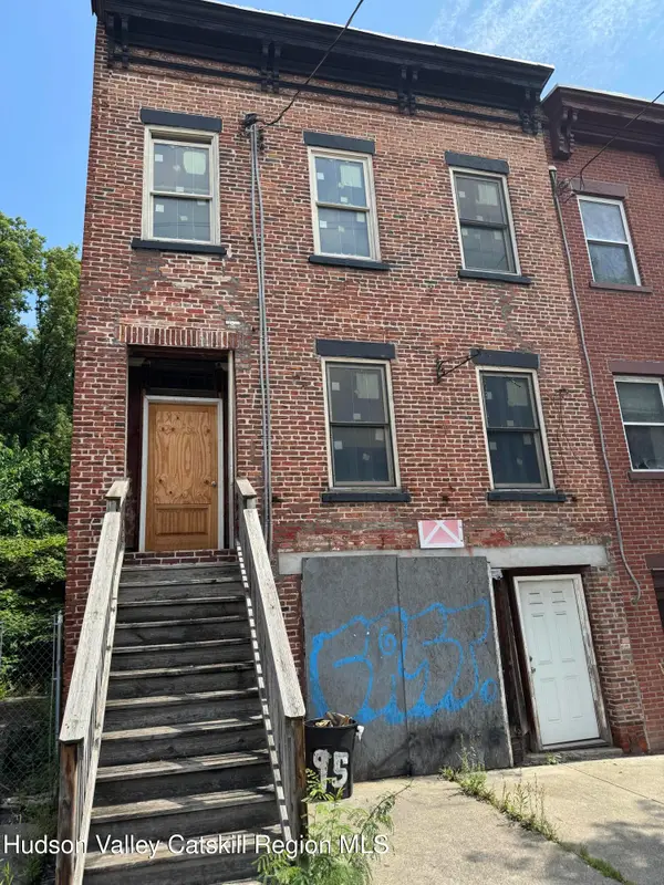 111 Clinton Avenue, Albany, NY 12210