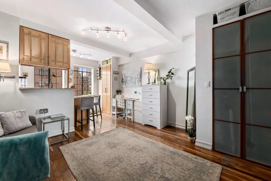 45 Tudor City Place #1020, Manhattan, NY 10017 - #2