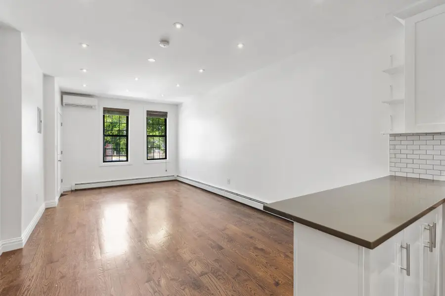 30 Gunther Place, Brooklyn, NY 11233 - #2