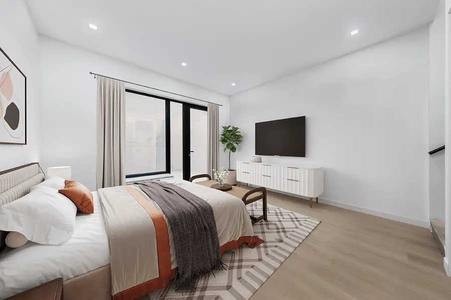 181 E 101st Street #202, Manhattan, NY 10029 - #3