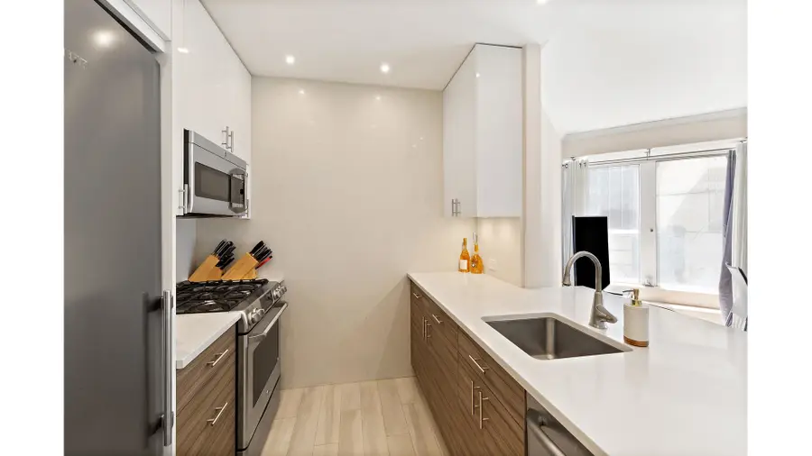 150 W 56th Street #2812, Manhattan, NY 10019 - #2