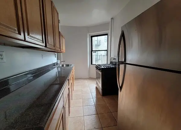 21-06 35th Street #4-E, Astoria, NY 11105 - #2