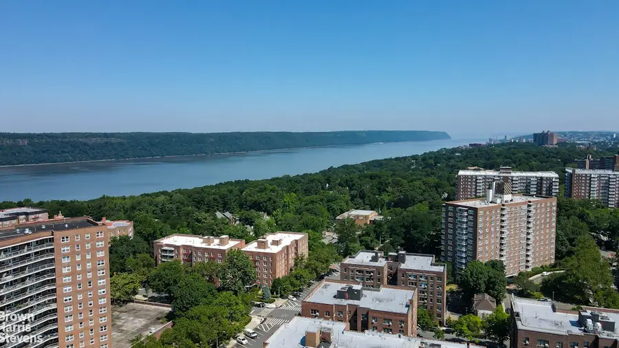 640 W 237th Street #20B, Bronx, NY 10463 - #2