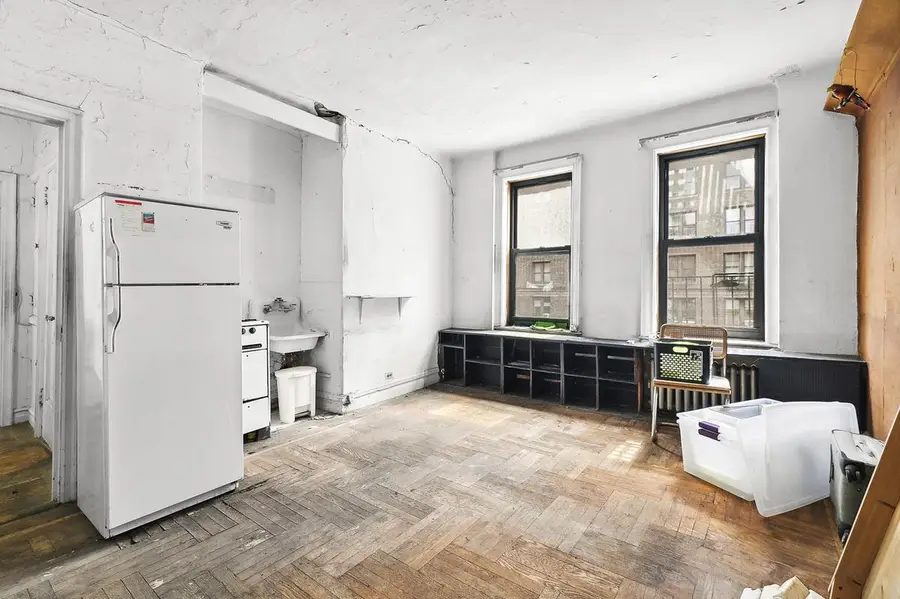 741 W End Avenue #4-B, Manhattan, NY 10025 - #3