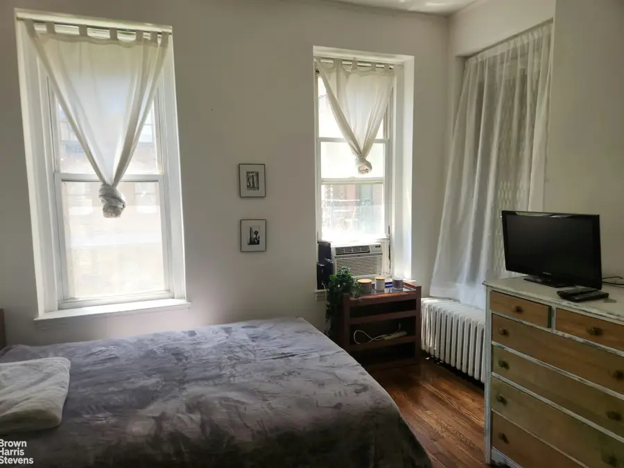 212 E 13th Street #2C, Manhattan, NY 10003 - #2