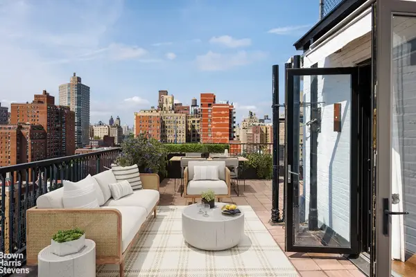 166 E 96th Street #PHD, Manhattan, NY 10128
