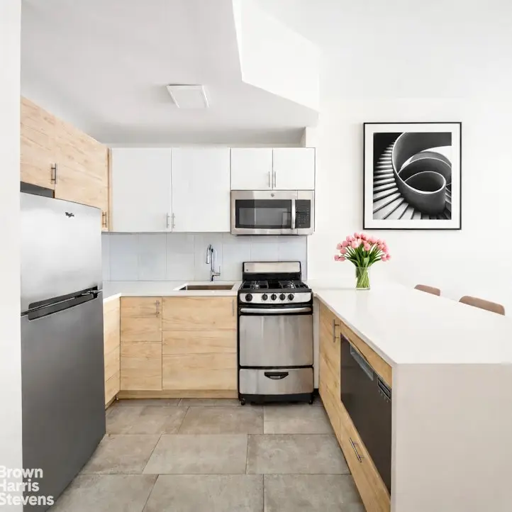 9 Barrow Street #2J, Manhattan, NY 10014 - #3
