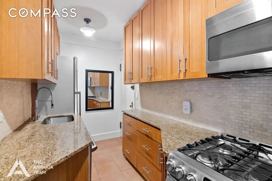 49 W 72nd Street #2C, Manhattan, NY 10023 - #3