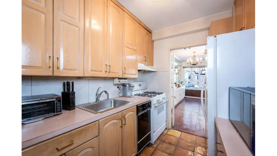 799 Park Avenue #2B, Manhattan, NY 10021 - #2