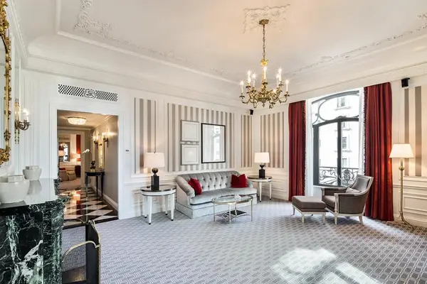 2 E 55th Street #803/05, Manhattan, NY 10022