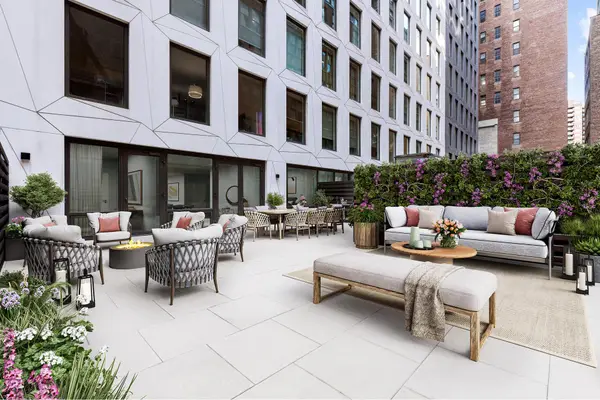 215 W 28th Street #2C, Manhattan, NY 10001