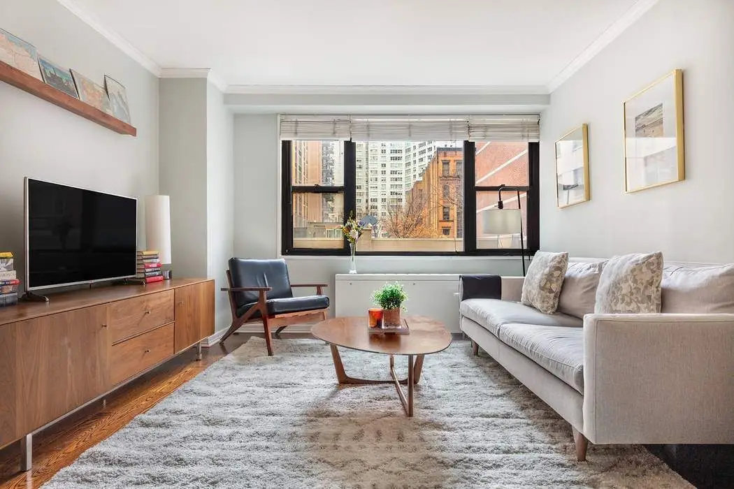 165 W 66th Street #3R, Manhattan, NY 10023 - #1