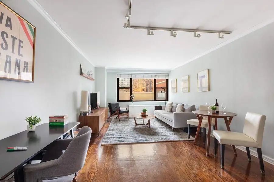 165 W 66th Street #3R, Manhattan, NY 10023 - #2