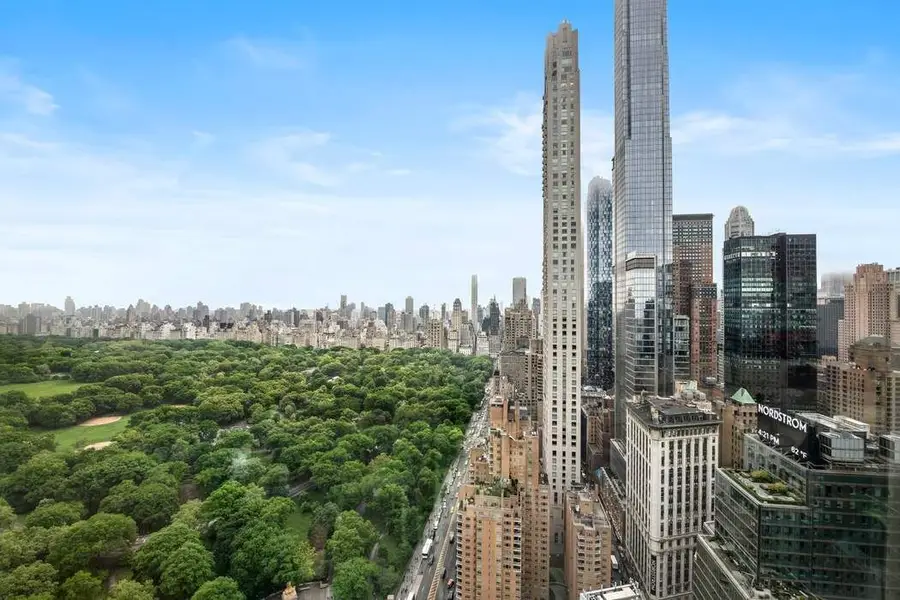 25 Columbus Circle #59D, Manhattan, NY 10019 - #3