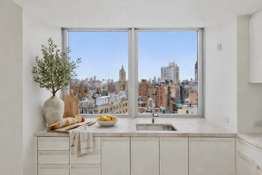 212 W 72nd Street #18E, Manhattan, NY 10023 - #2