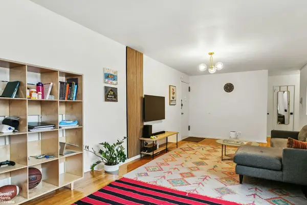 180 Van Cortlandt Park S #6J, Bronx, NY 10463