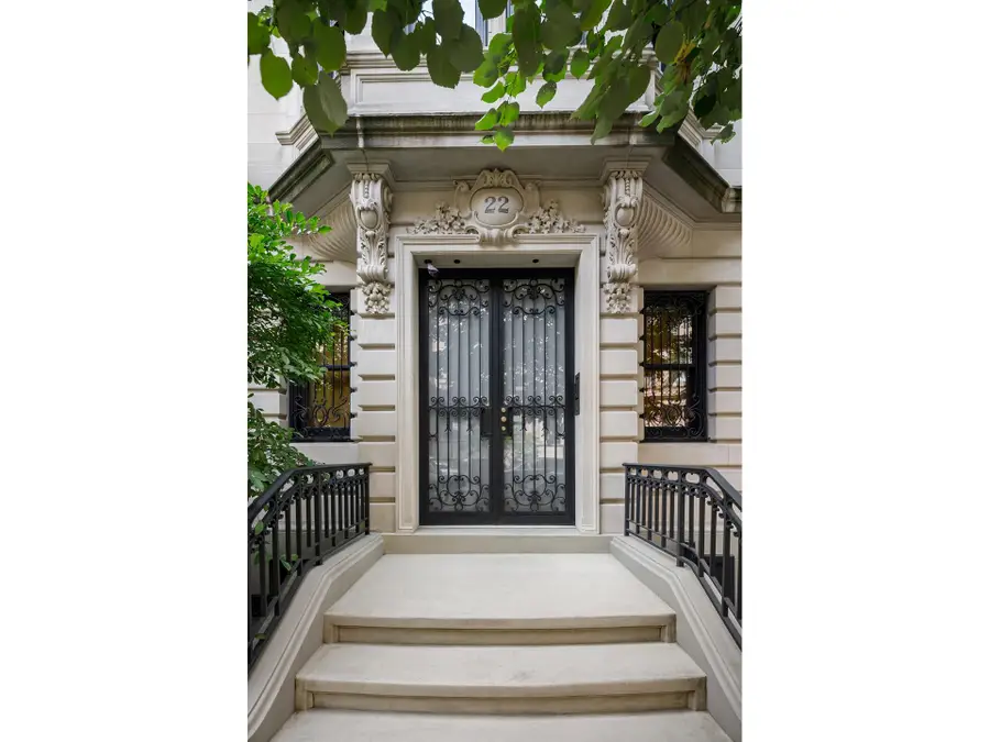 22 E 94th Street, Manhattan, NY 10128 - #2