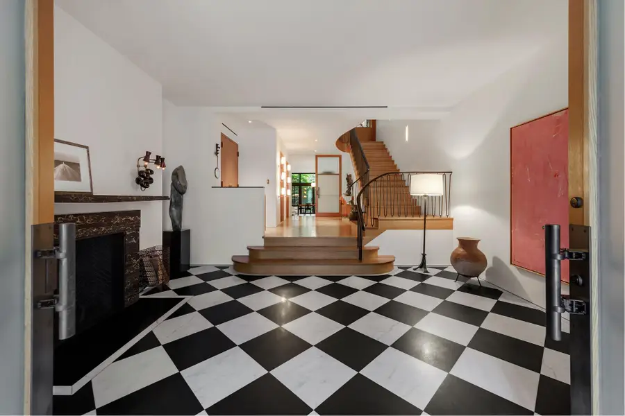 22 E 94th Street, Manhattan, NY 10128 - #3