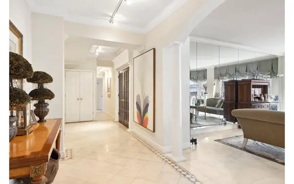 360 E 72nd Street #A1706/1707, Manhattan, NY 10021