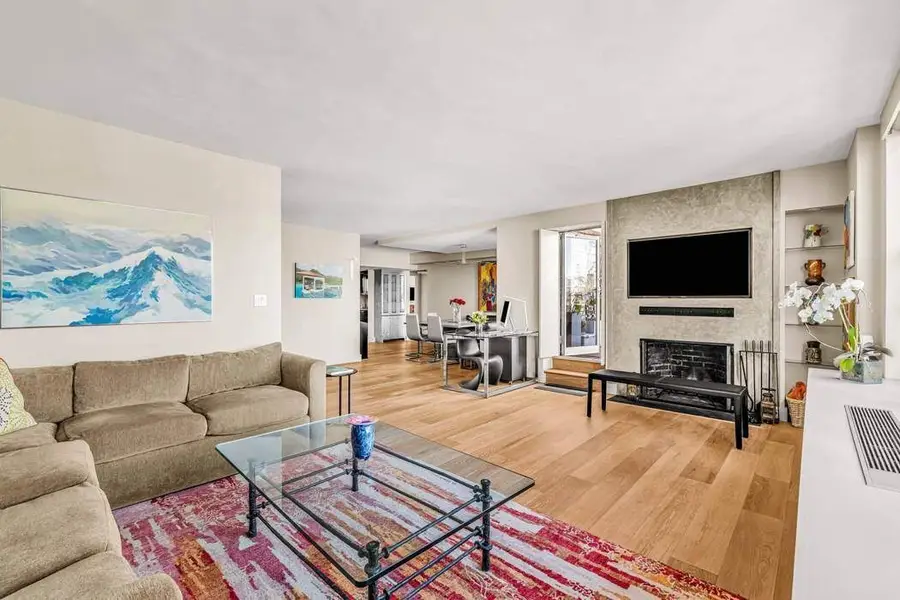169 E 69th Street #19A, Manhattan, NY 10021 - #2