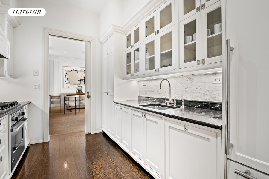 1 Central Park S #701, Manhattan, NY 10019 - #3