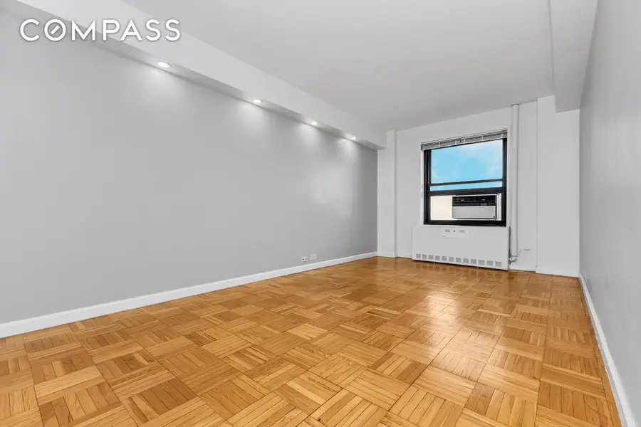 205 Clinton Avenue #9D, Brooklyn, NY 11205 - #2