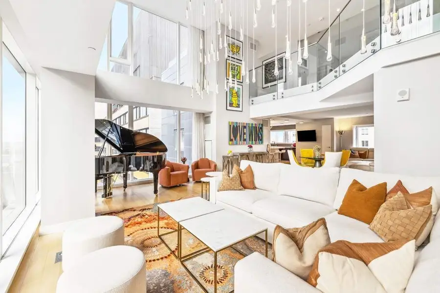 135 W 52nd Street #PH1, Manhattan, NY 10019 - #3