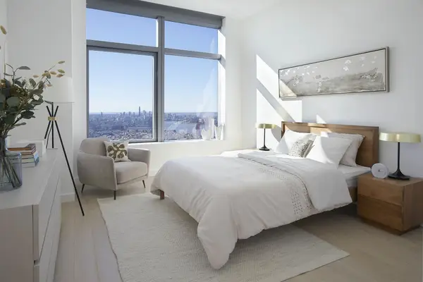 3 Court Square #PH-307, Queens, NY 11101