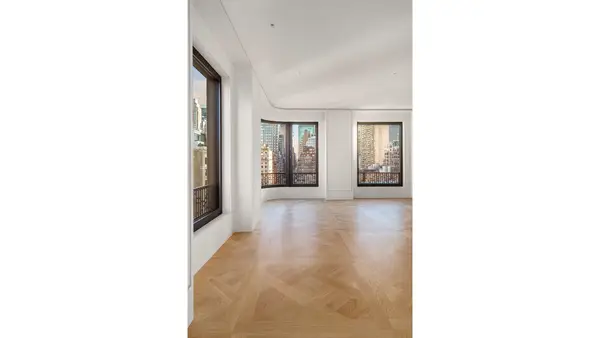 760 Madison Avenue #9, Manhattan, NY 10065