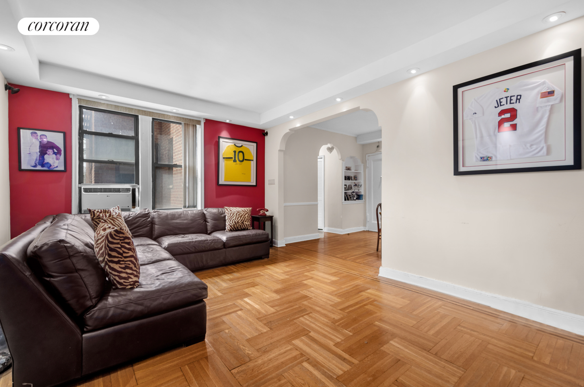 657 E 26th Street #3N, Brooklyn, NY 11210 - #1