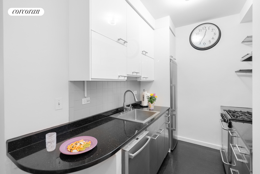 210 E 15th Street #1A, Manhattan, NY 10003 - #3