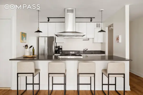 222 W 14th Street #3N, Manhattan, NY 10011