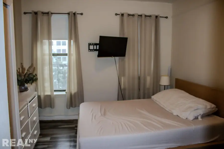 645 Barretto Street #3G, Bronx, NY 10474 - #2