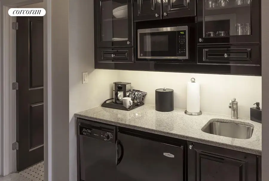 200 W 56th Street #904, Manhattan, NY 10019 - #3