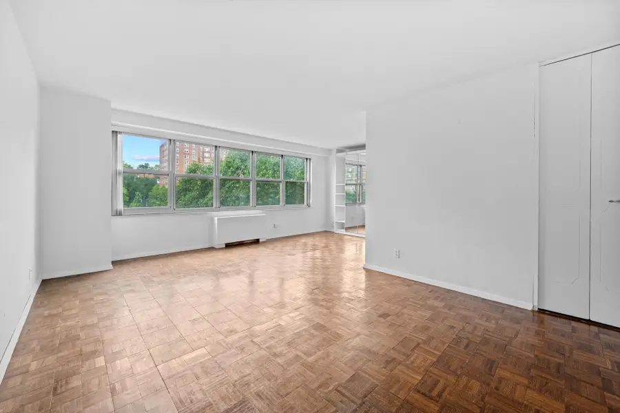 555 Kappock Street #7-M, Bronx, NY 10463 - #2