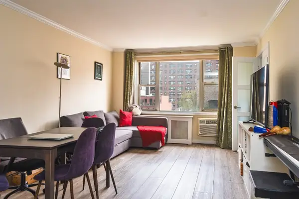 435 E 77th Street #8G, Manhattan, NY 10075