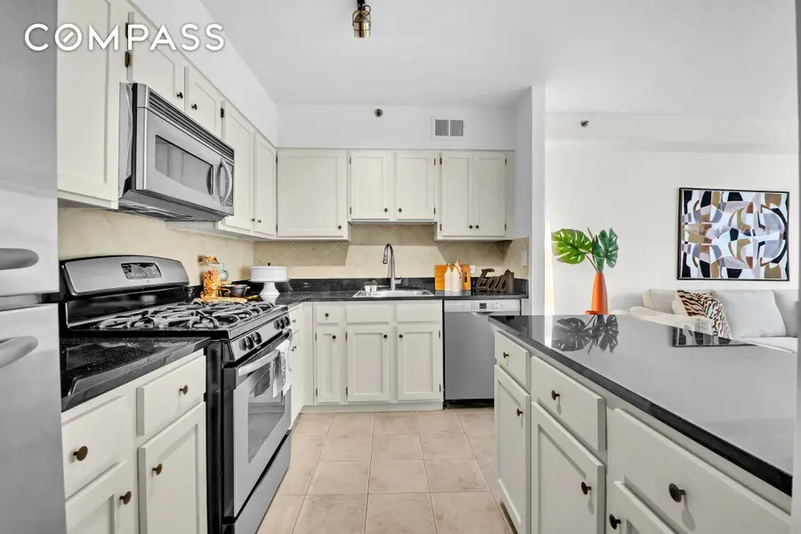 2235 Frederick Douglass Boulevard #2L, Manhattan, NY 10027 - #3