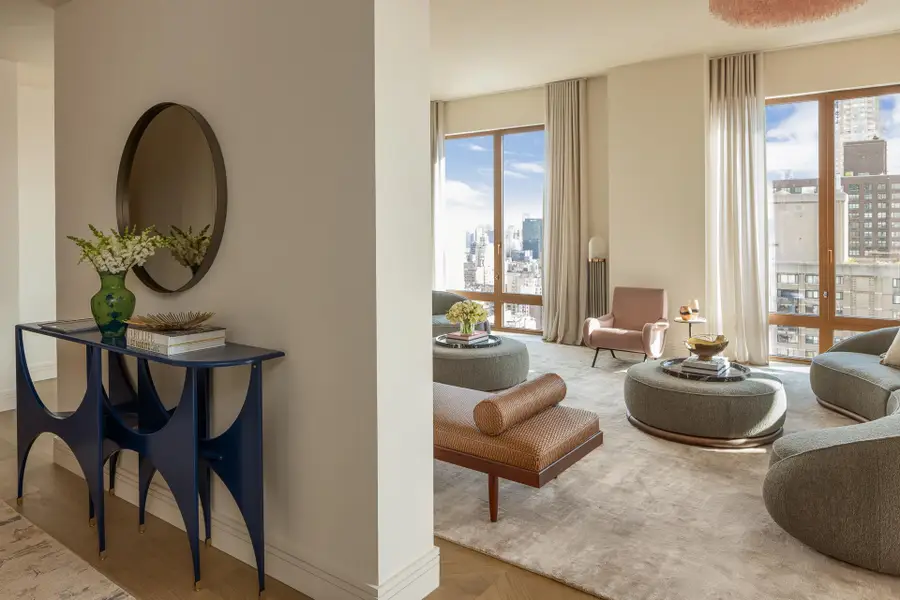 201 E 74th Street #FLOOR27, Manhattan, NY 10021 - #3