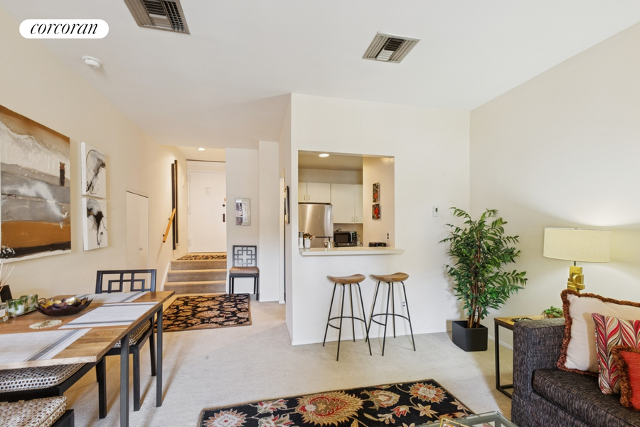 253 W 73rd Street #7L, Manhattan, NY 10023 - #2