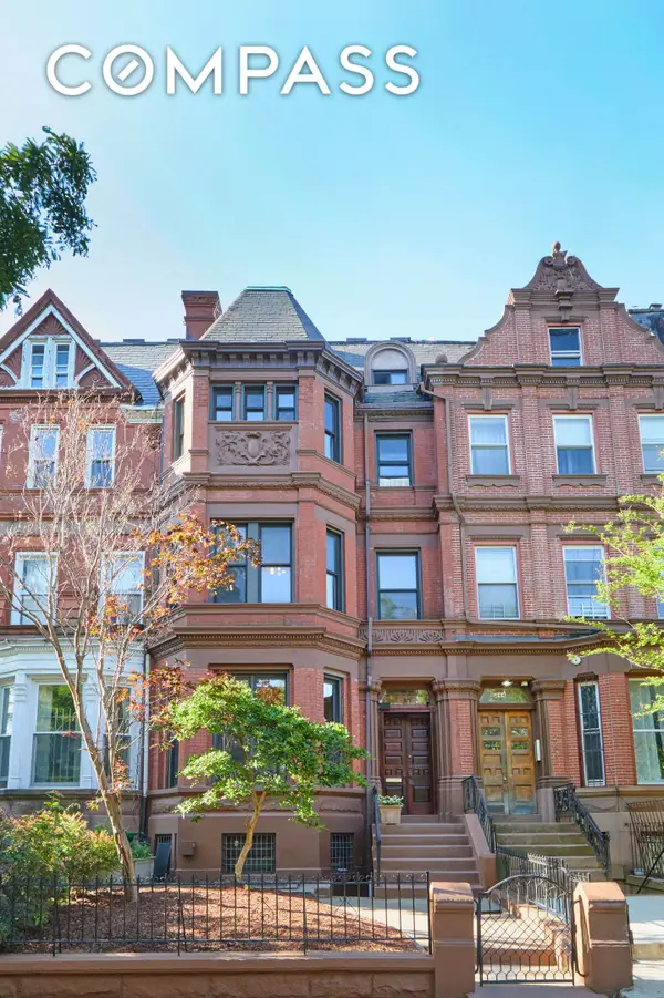 246 Gates Avenue, Brooklyn, NY 11238