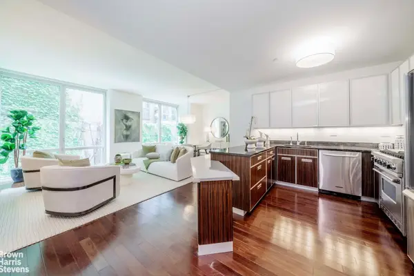 130 W 19th Street #3E, Manhattan, NY 10011