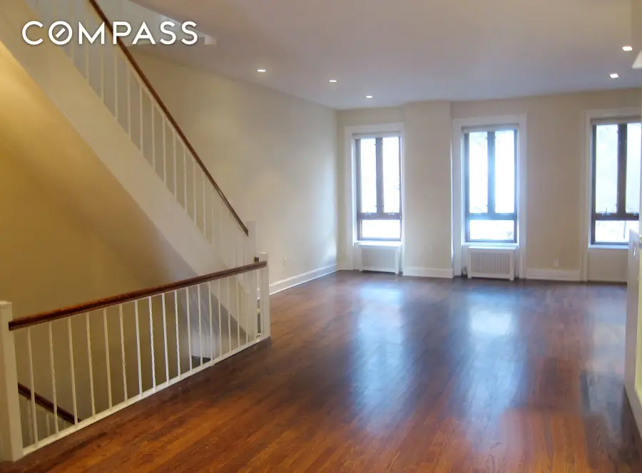 442 W 44th Street, Manhattan, NY 10036 - #2